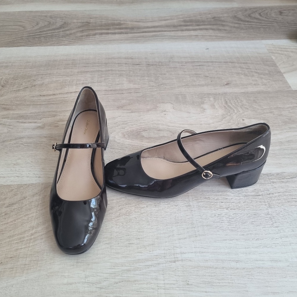 & Other Stories Cute Heel Strap